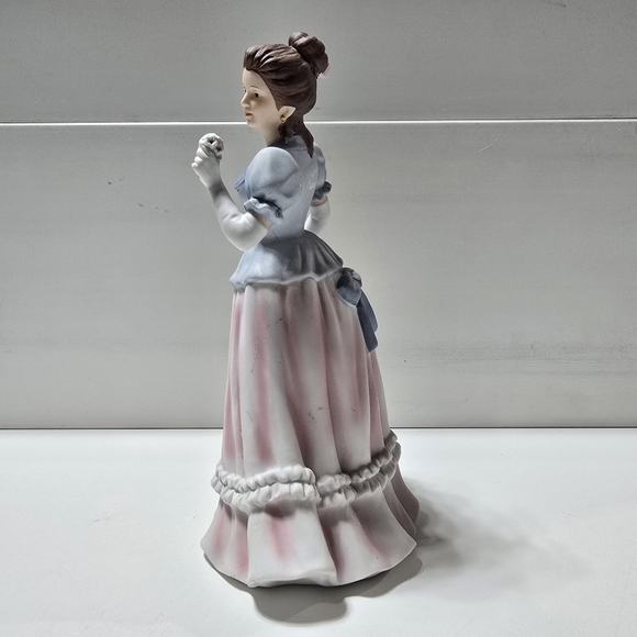 HOMCO 1452 Lady Camille Figurine Statue Victorian Woman with Hat Pink Blue - Picture 2 of 6